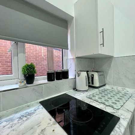 Self Contained Studio In Bham City Centre W Parking Birmingam Exterior foto
