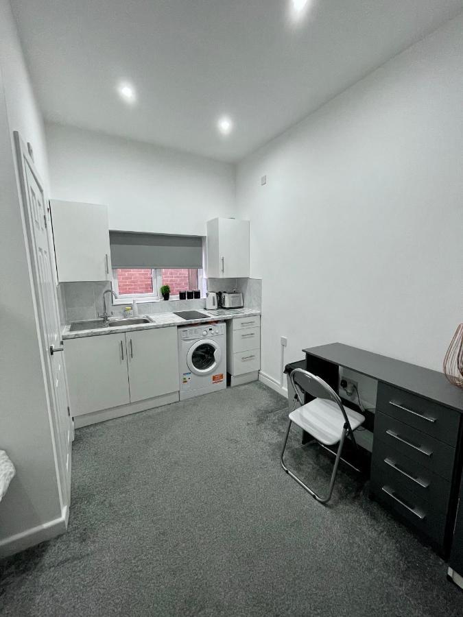 Self Contained Studio In Bham City Centre W Parking Birmingam Exterior foto