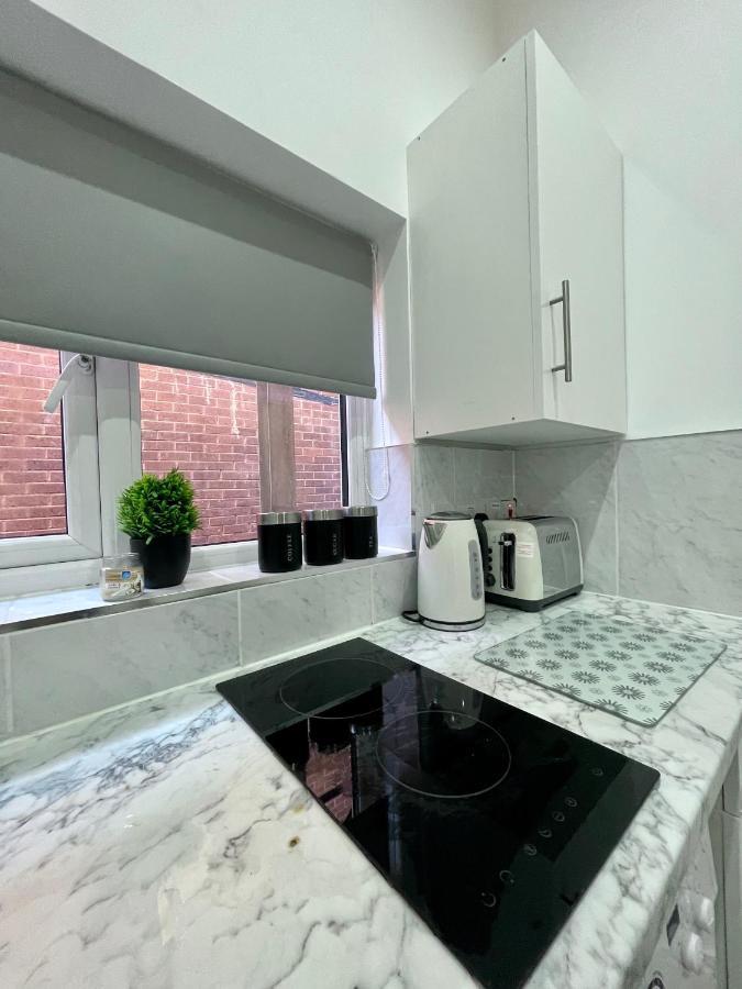 Self Contained Studio In Bham City Centre W Parking Birmingam Exterior foto
